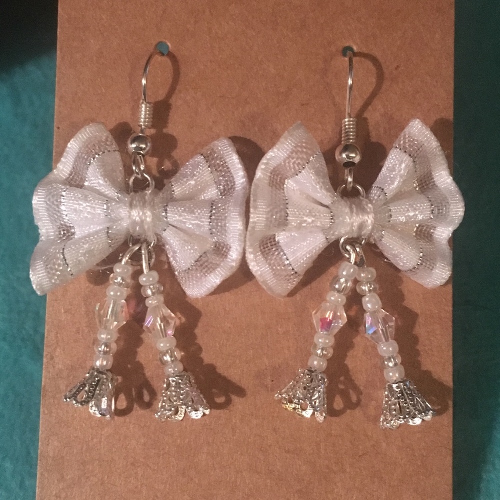 Bow Dangle Earrings